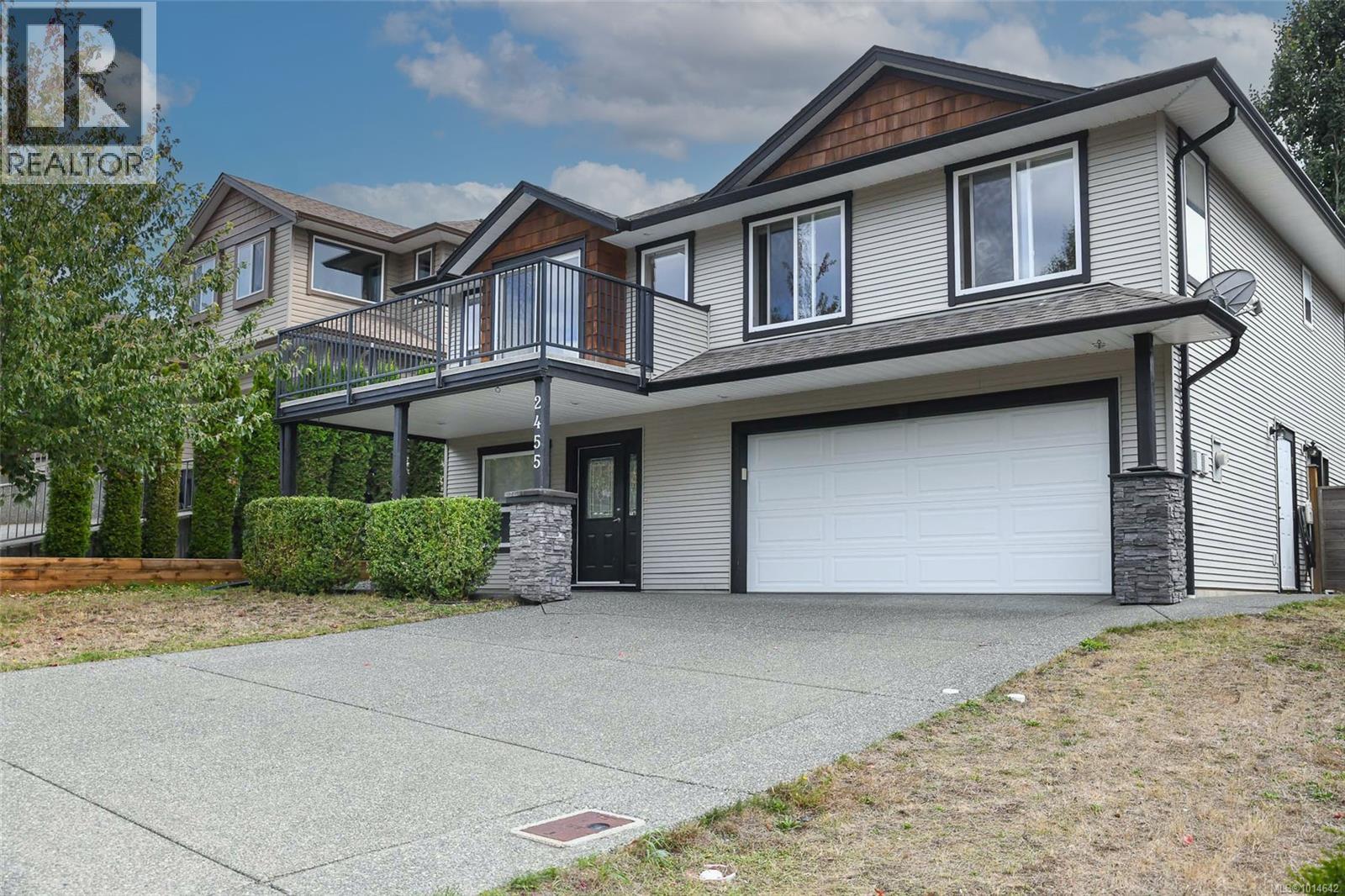 2455 Avro Arrow Dr, Comox, BC V9M 0A6