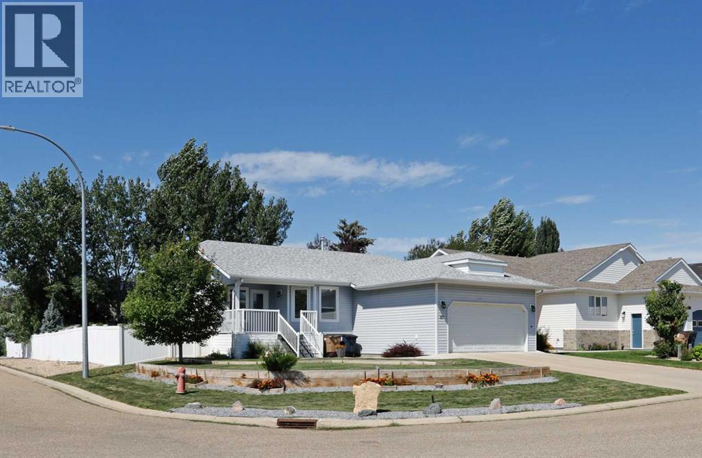 87 Greystone Close E, Brooks, AB T1R 1M1