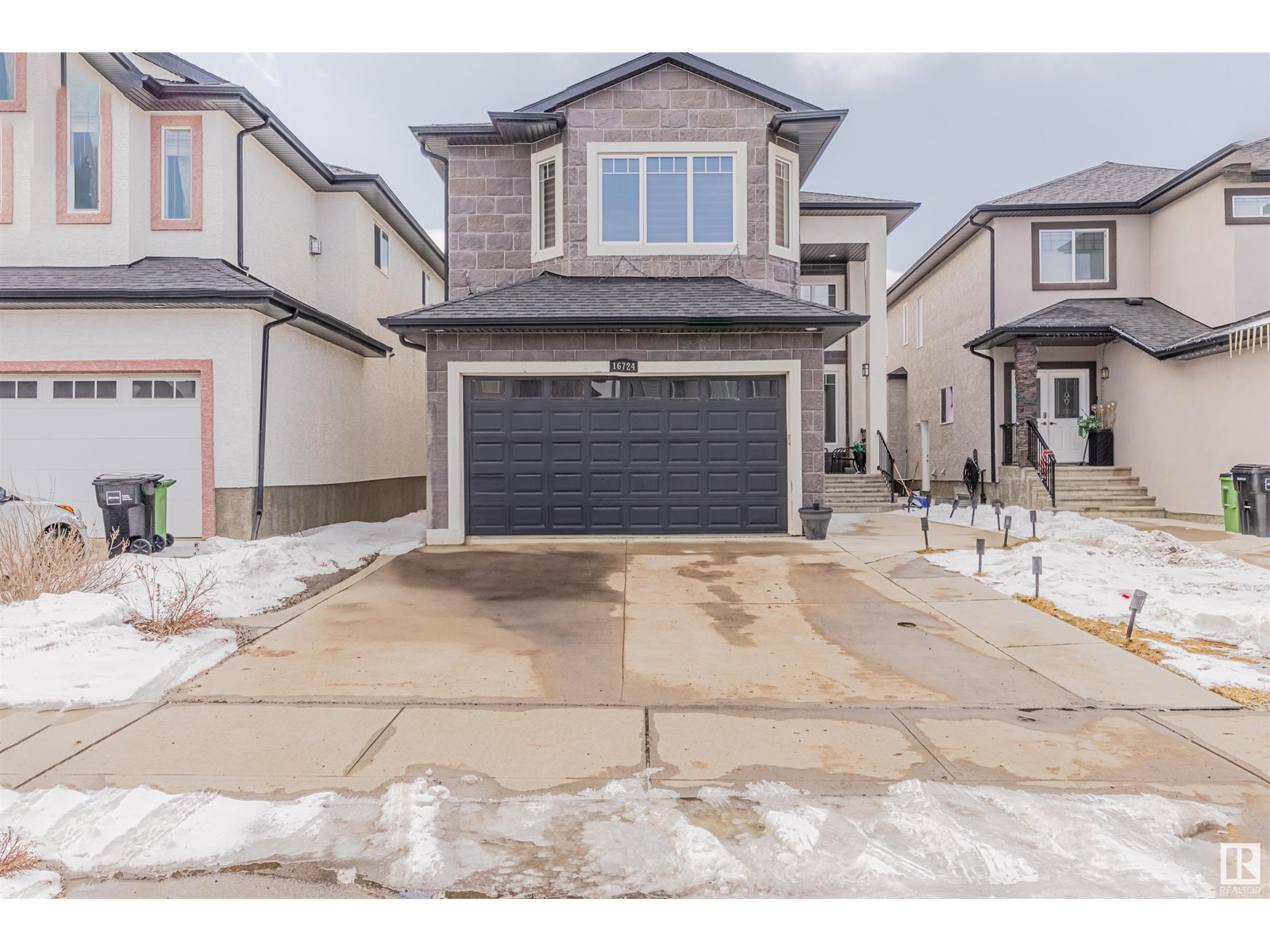 61 St Nw Unit 16724, Edmonton, AB T5Y 0W6