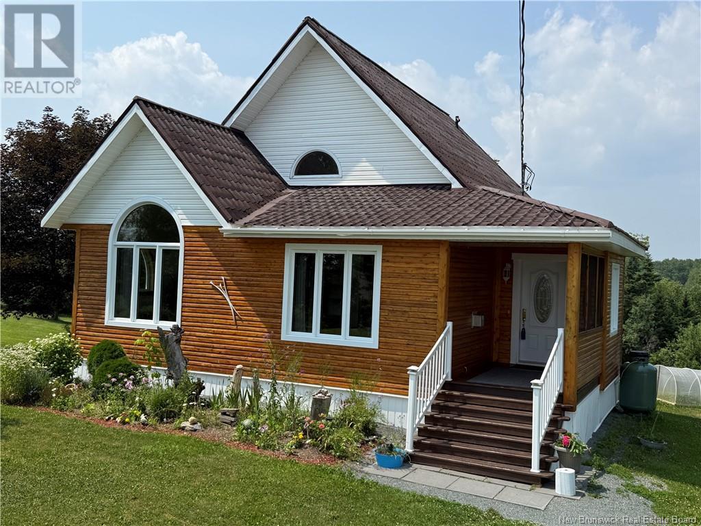 2104 Chemin Cormier, Sainte-louise, NB E8K 2X6