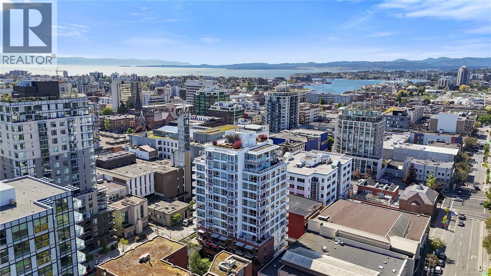 834 Johnson St Unit 1008 St, Victoria, BC V8W 1N3