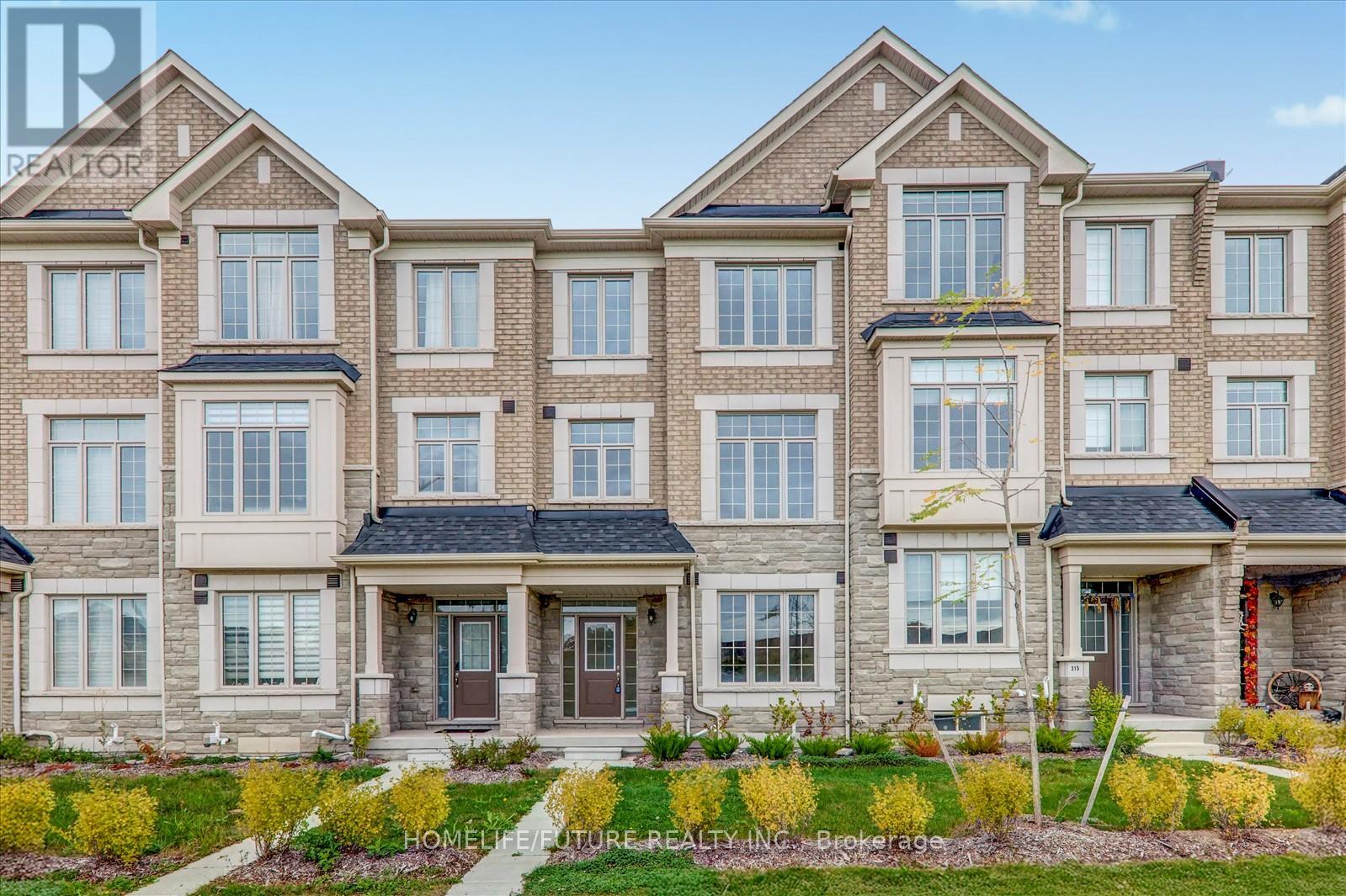 317 Kirkham Dr, Markham, ON L3S 0E9