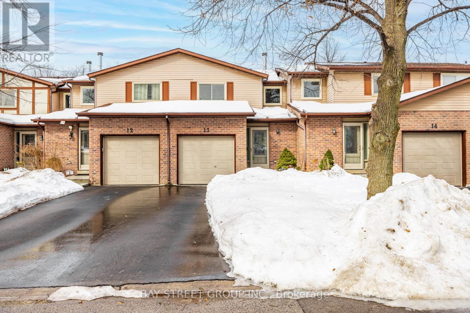 13 1232 Guelph Line, Burlington, ON L7P 2R5