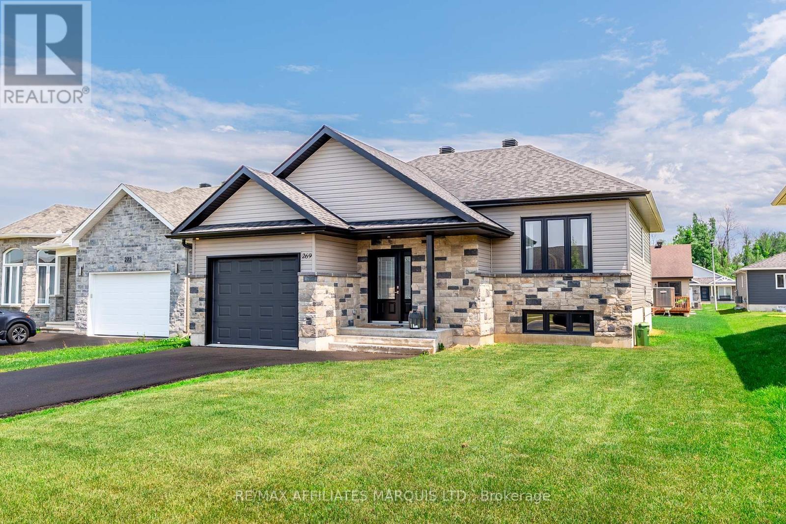 269 Gillis Ave, Cornwall, ON K6H 0H7