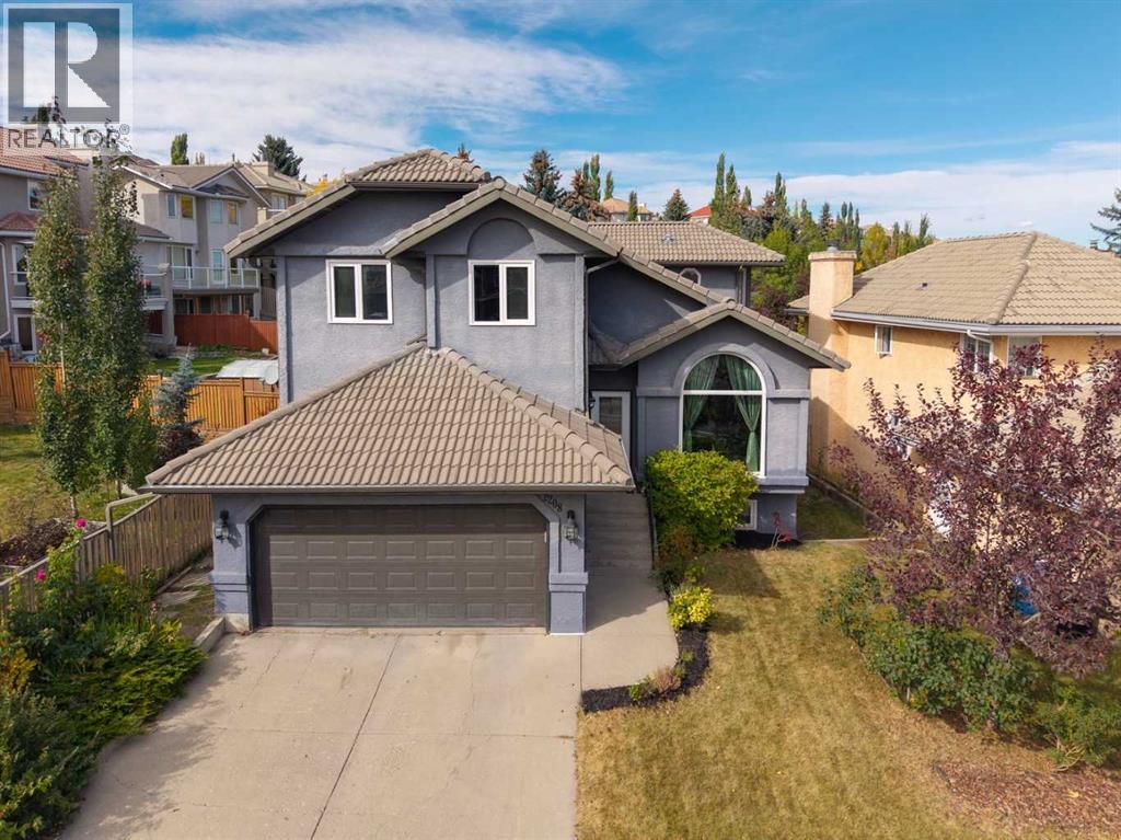 2208 Sirocco Dr SW, Calgary, AB T3H 2T9