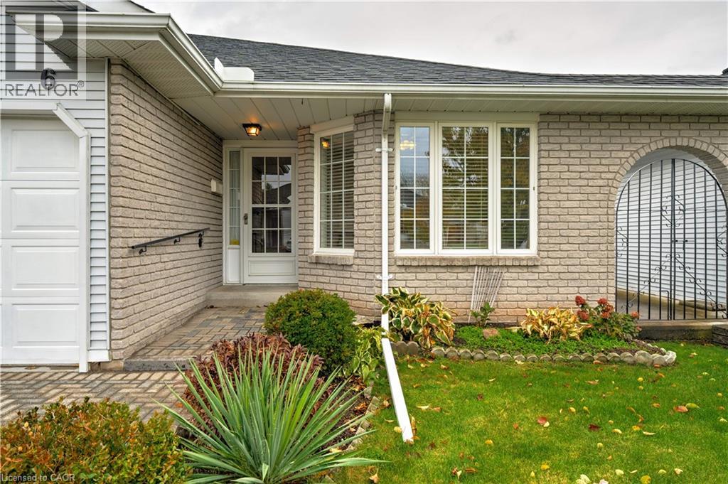 6 Village Dr, West Lincoln, ON L0R 2A0