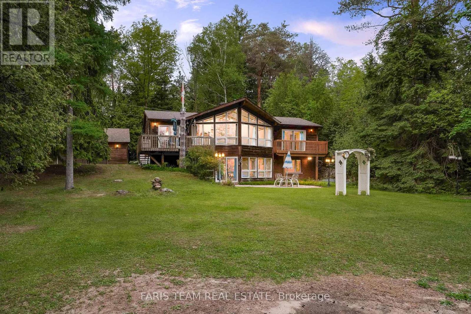 2385 Whetham Rd, Springwater, ON L0L 1P0