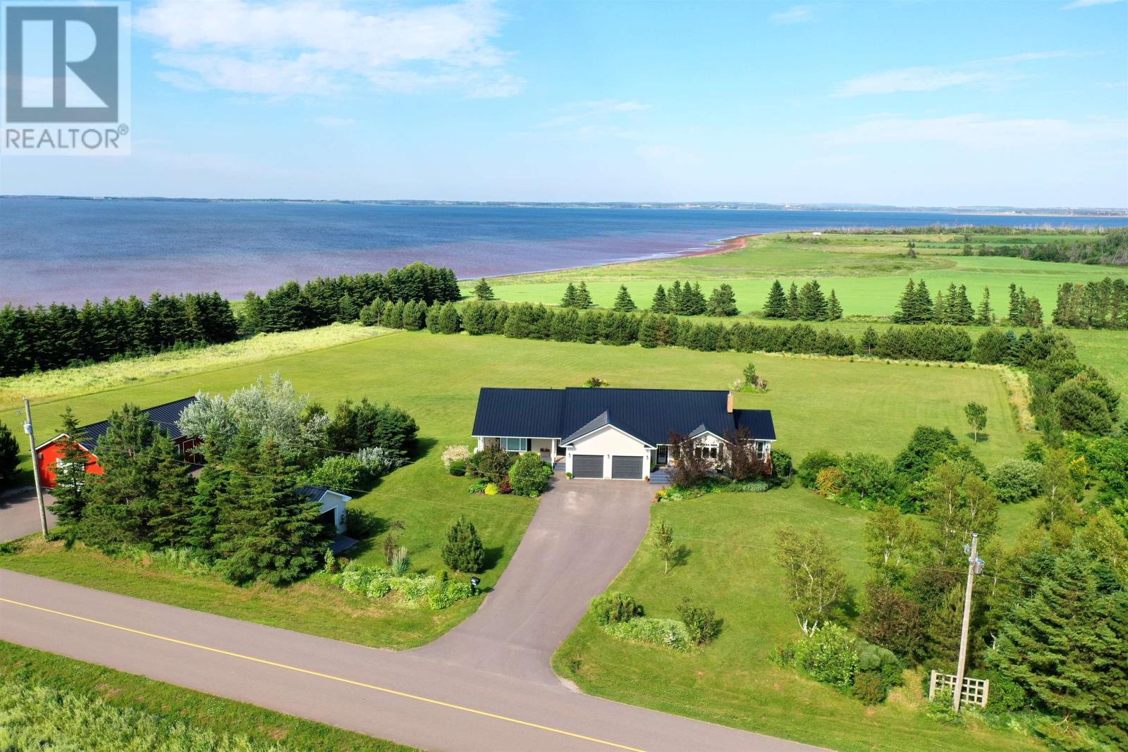 486 Locke Shore Rd, Sherbrooke, PE C1N 5L4