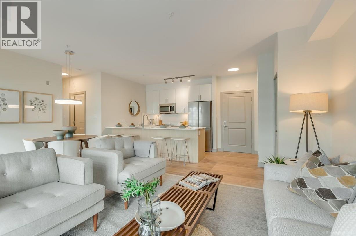 6968 Royal Oak Avenue Unit 211, Burnaby, BC V5J 4J3