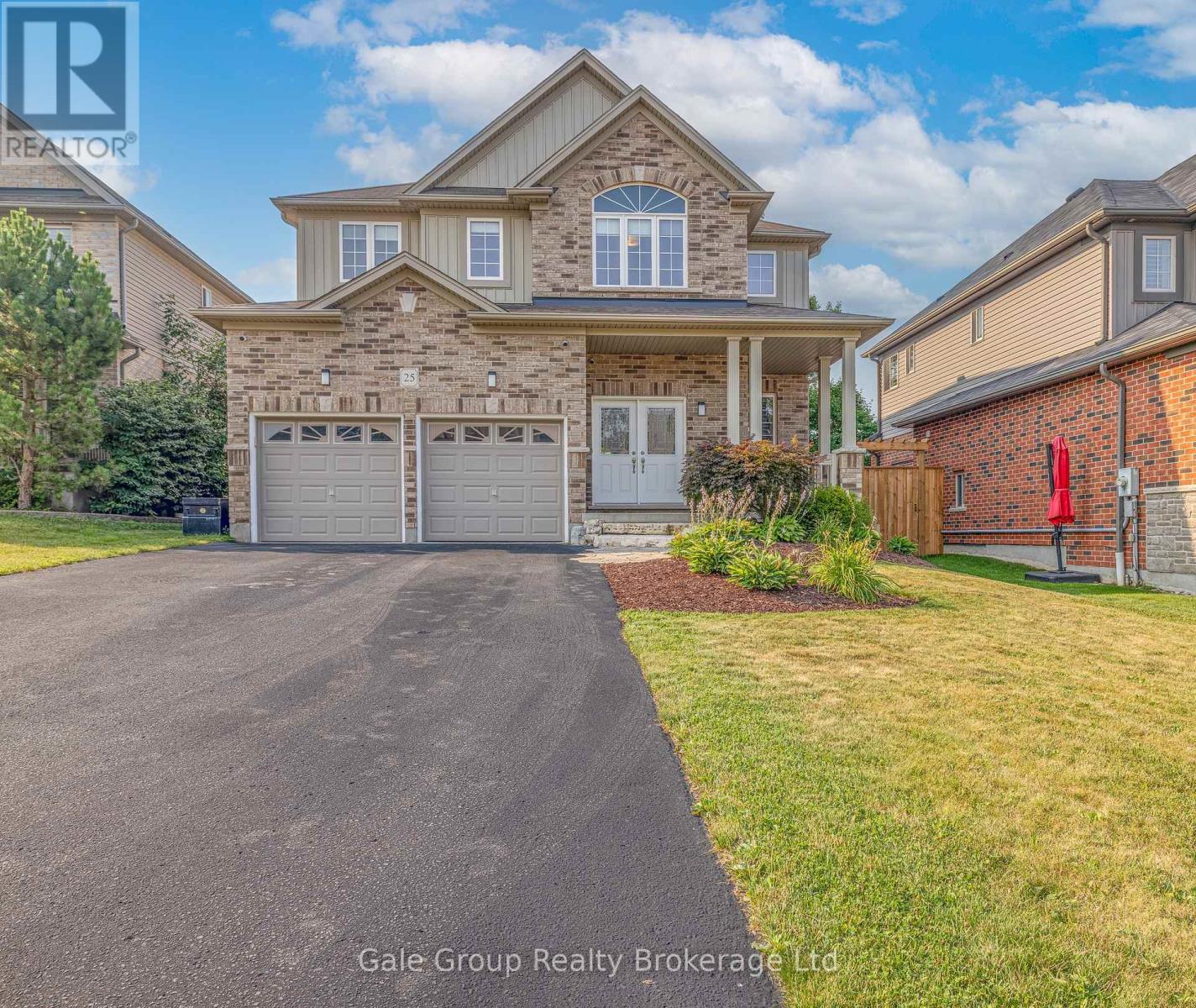 25 Howard Marshall St, North Dumfries, ON N0B 1E0