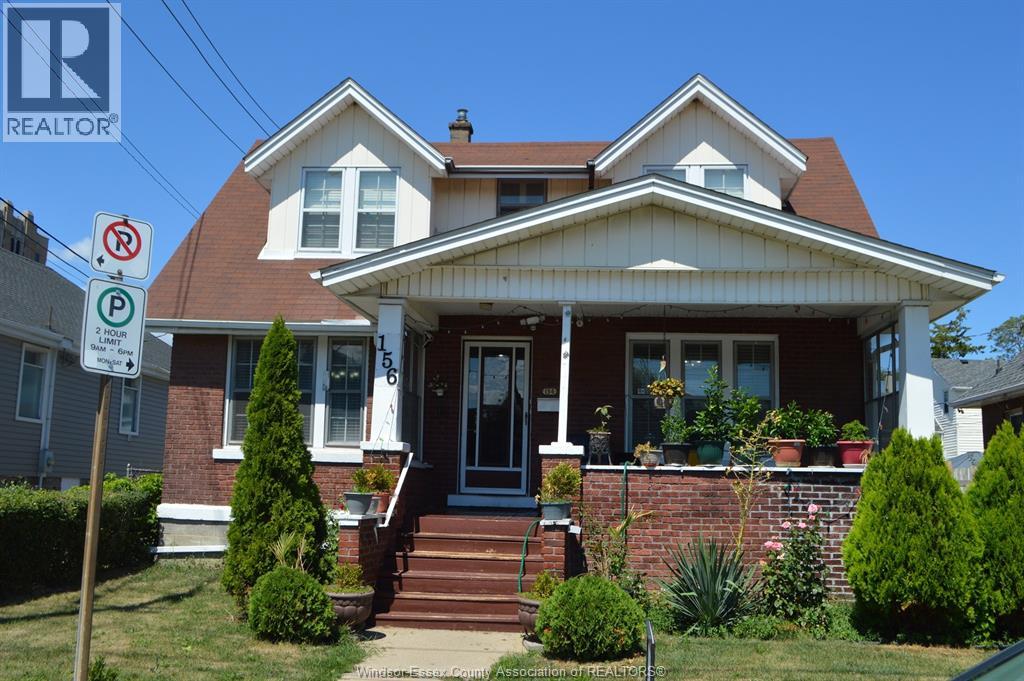 156 Giles Blvd, Windsor, ON N9A 4B9