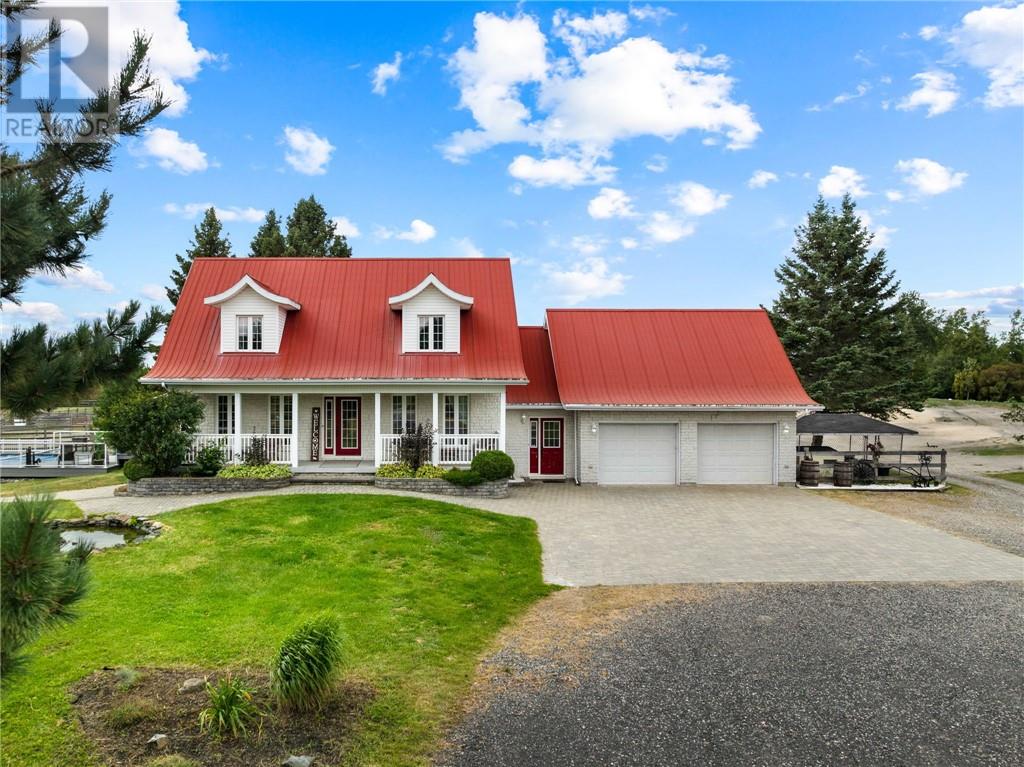 5041 Notre Dame Ave, Hanmer, ON P3P 1X4