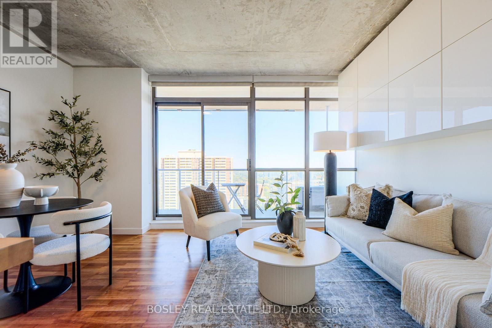 2507 281 Mutual St, Toronto, ON M4Y 3C4