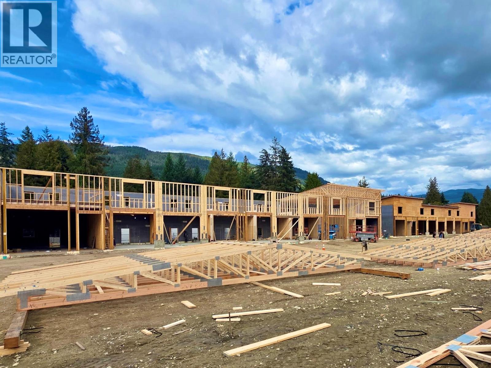 1002 Seed Frontage Road Unit 3 Lot Apt Psl 3, Sicamous, BC V0E 2V4