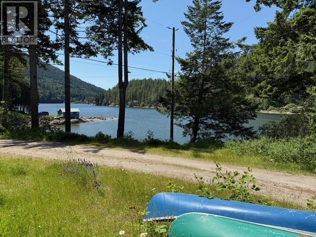 13248 Porters Rd, Madeira Park, BC V0N 2H1