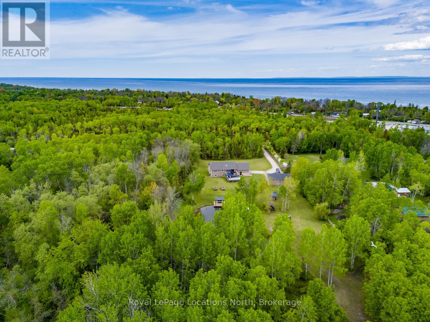 48 Toner St, Collingwood, ON L0M 1S0