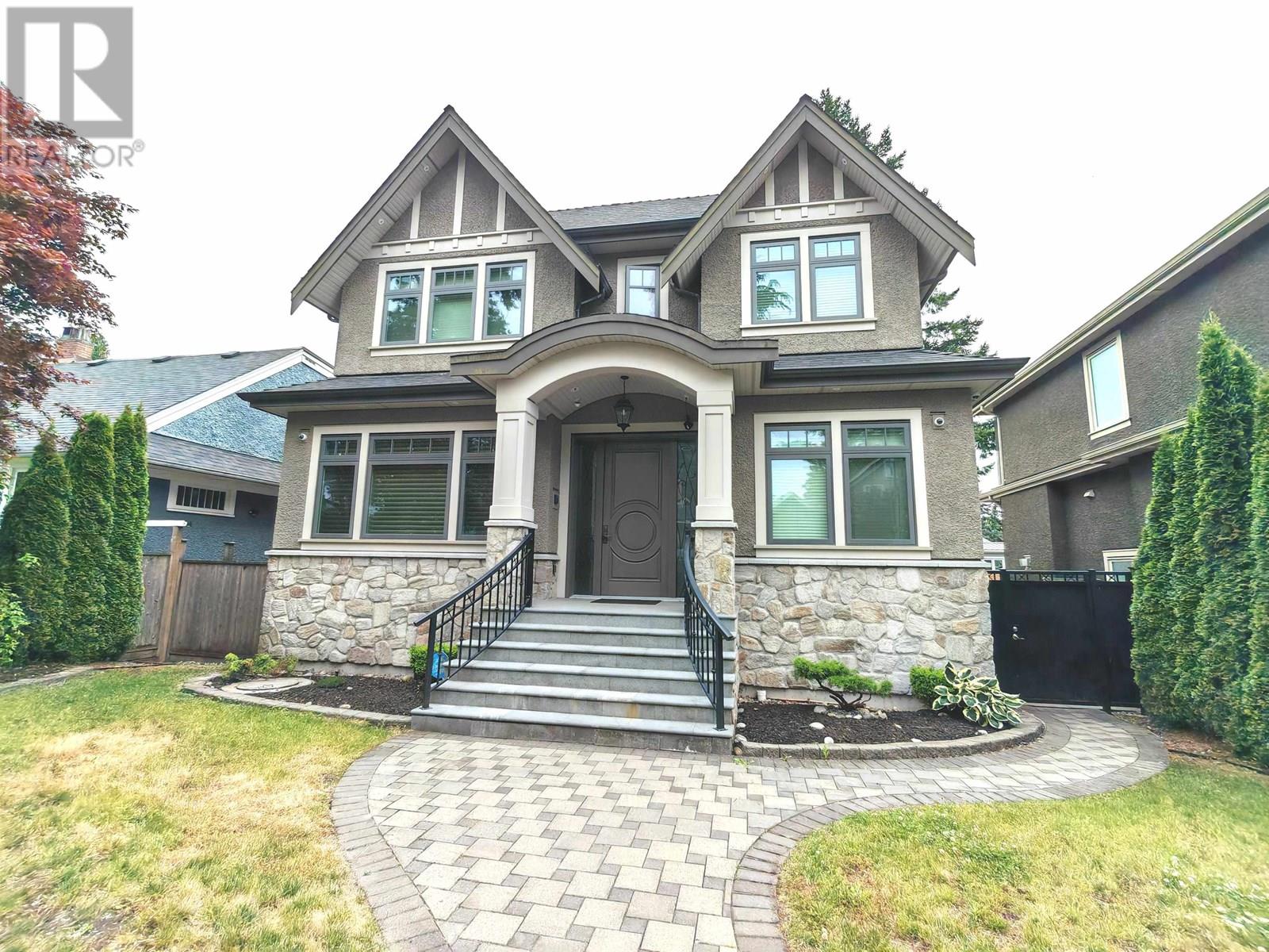 3520 W 37th Ave, Vancouver, BC V6N 2V8