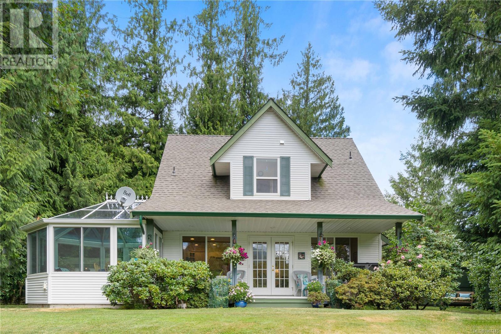 1651 Abbey Rd, Qualicum Beach, BC V9K 2S3