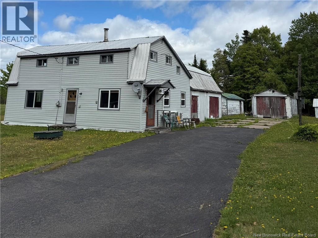 38 Manitoba Rd, Apohaqui, NB E4G 1H3