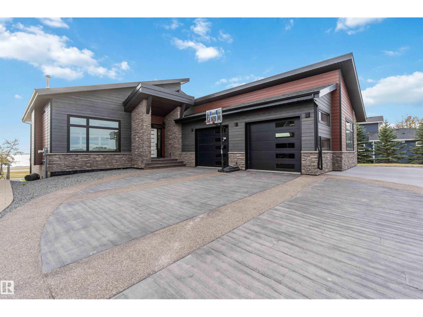 141 Lakeshore Dr, Rural Camrose County, AB T0B 0H0