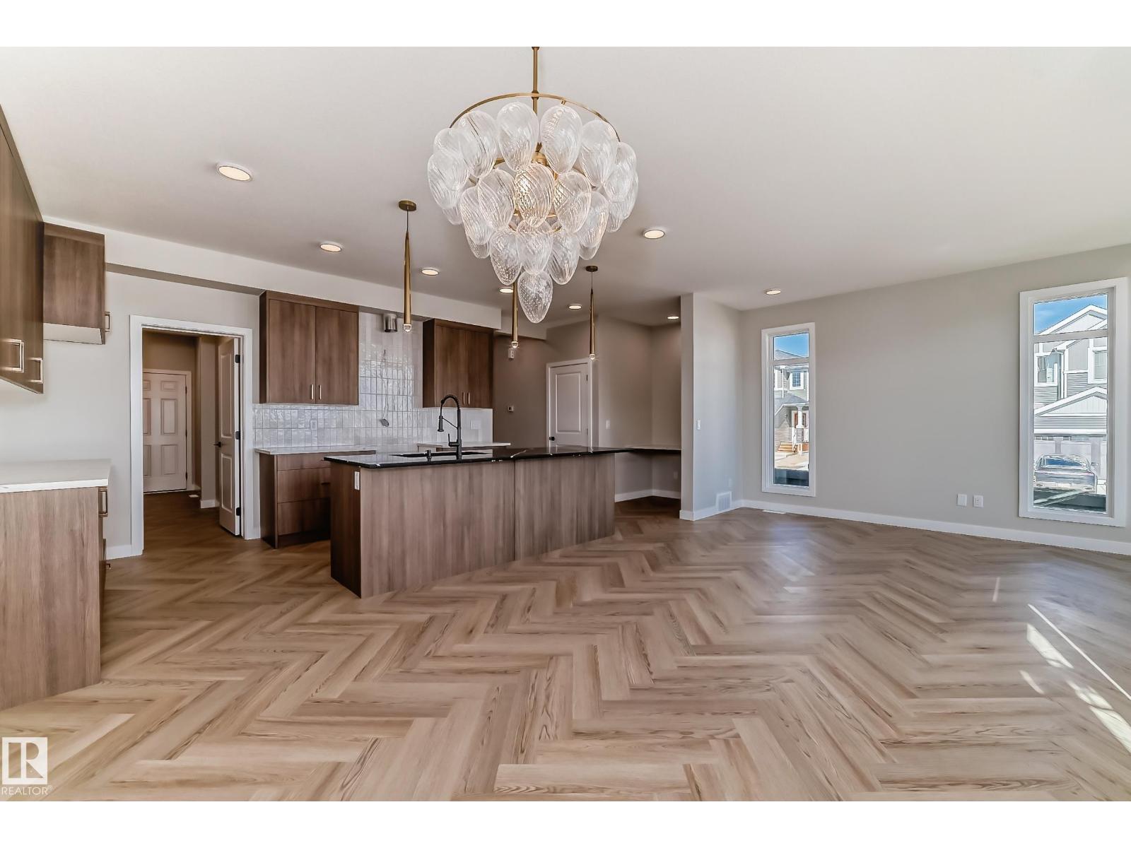 43 Av Nw Unit 20612, Edmonton, AB T6M 3E3