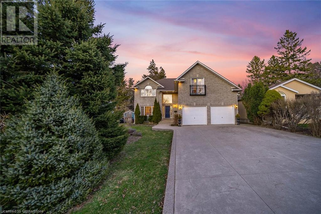 51 Orchard Dr, Hamilton, ON L9G 1Z6
