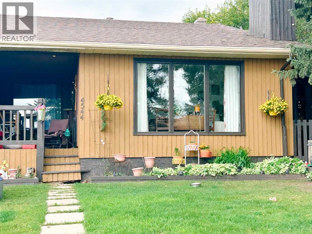 46 Avenue Unit 4544, Rocky Mountain House, AB T4T 1A2
