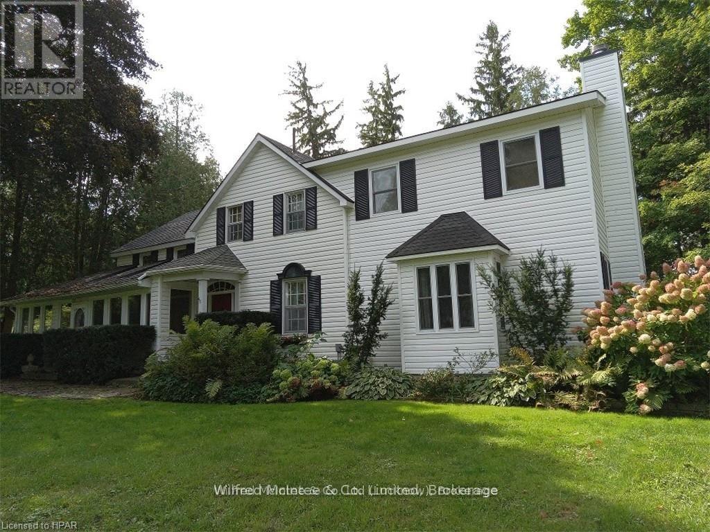 83 Duncan St S, Morris Turnberry Bluevale, ON N0G 1G0