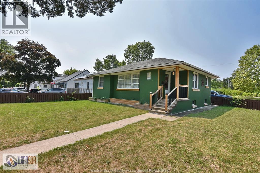 2181 Parent, Windsor, ON N8W 2E2