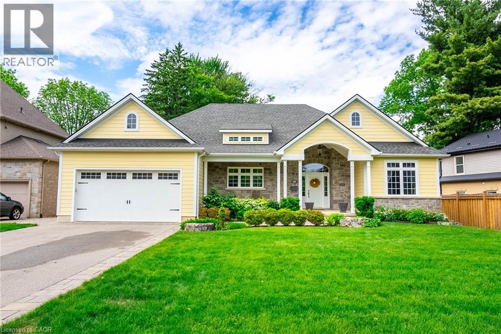 157 Terrence Park Dr, Ancaster, ON L9G 1C6