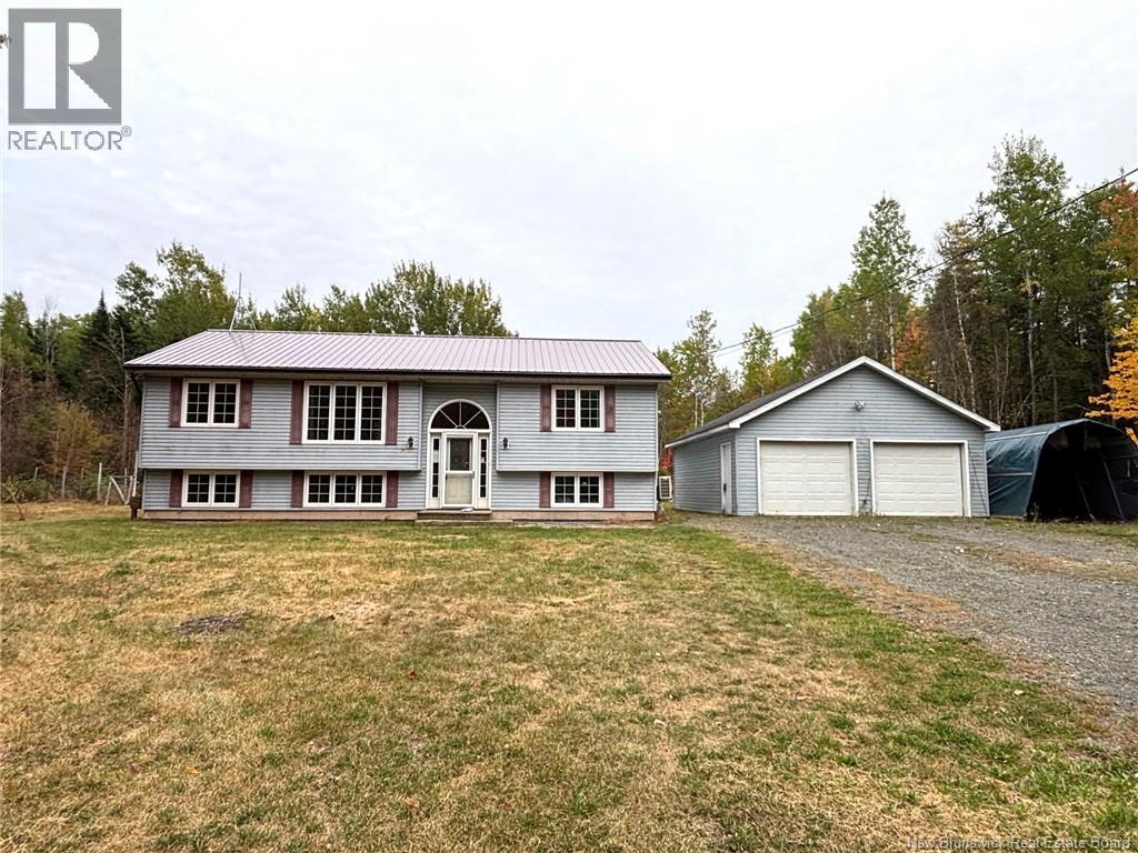 46884 Homestead Rd, Steeves Mountain, NB E1G 4P1