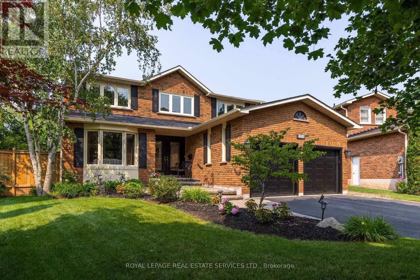 1210 Beechgrove Cres, Oakville, ON L6M 2B5