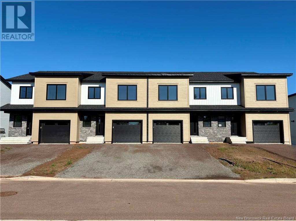 210 Dickey Blvd, Riverview, NB E1B 4X2