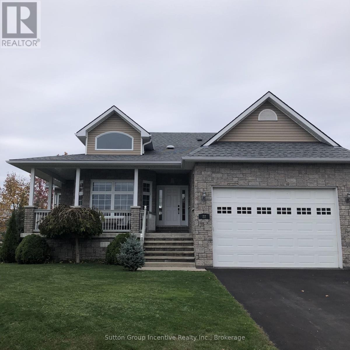 22 Bourgeois Beach Rd, Tay, ON L0K 2A0