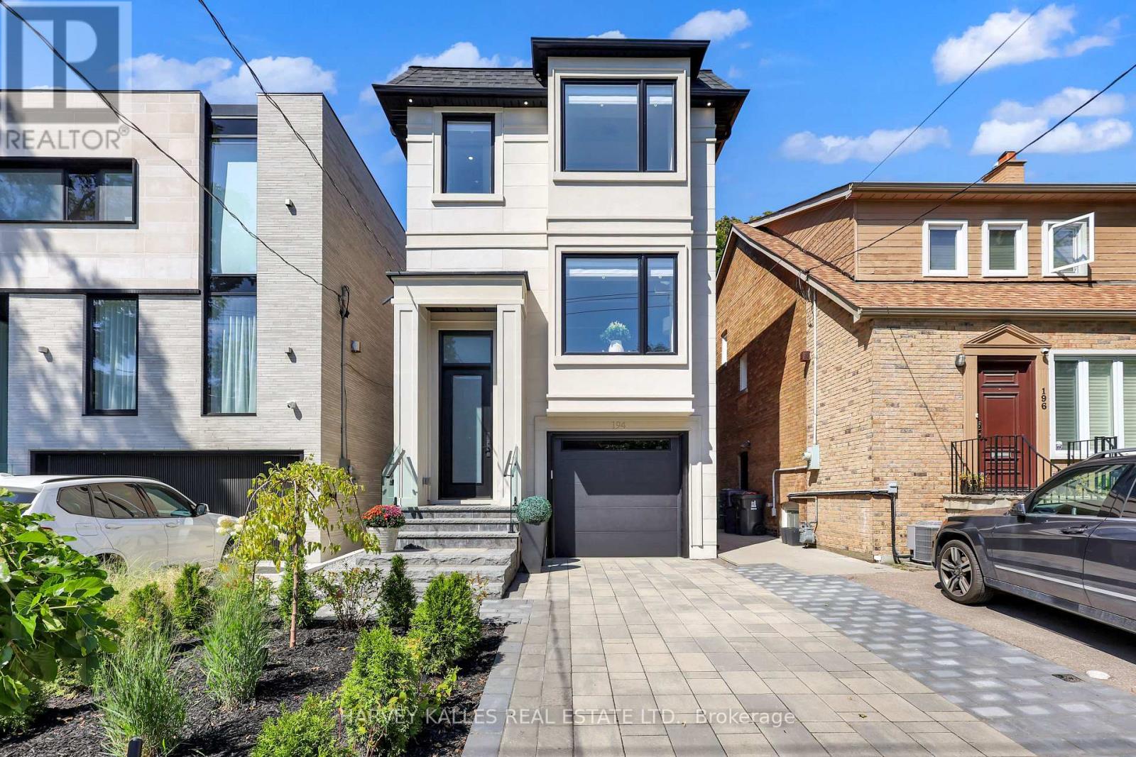 194 Sheldrake Blvd, Toronto, ON M4P 2B5
