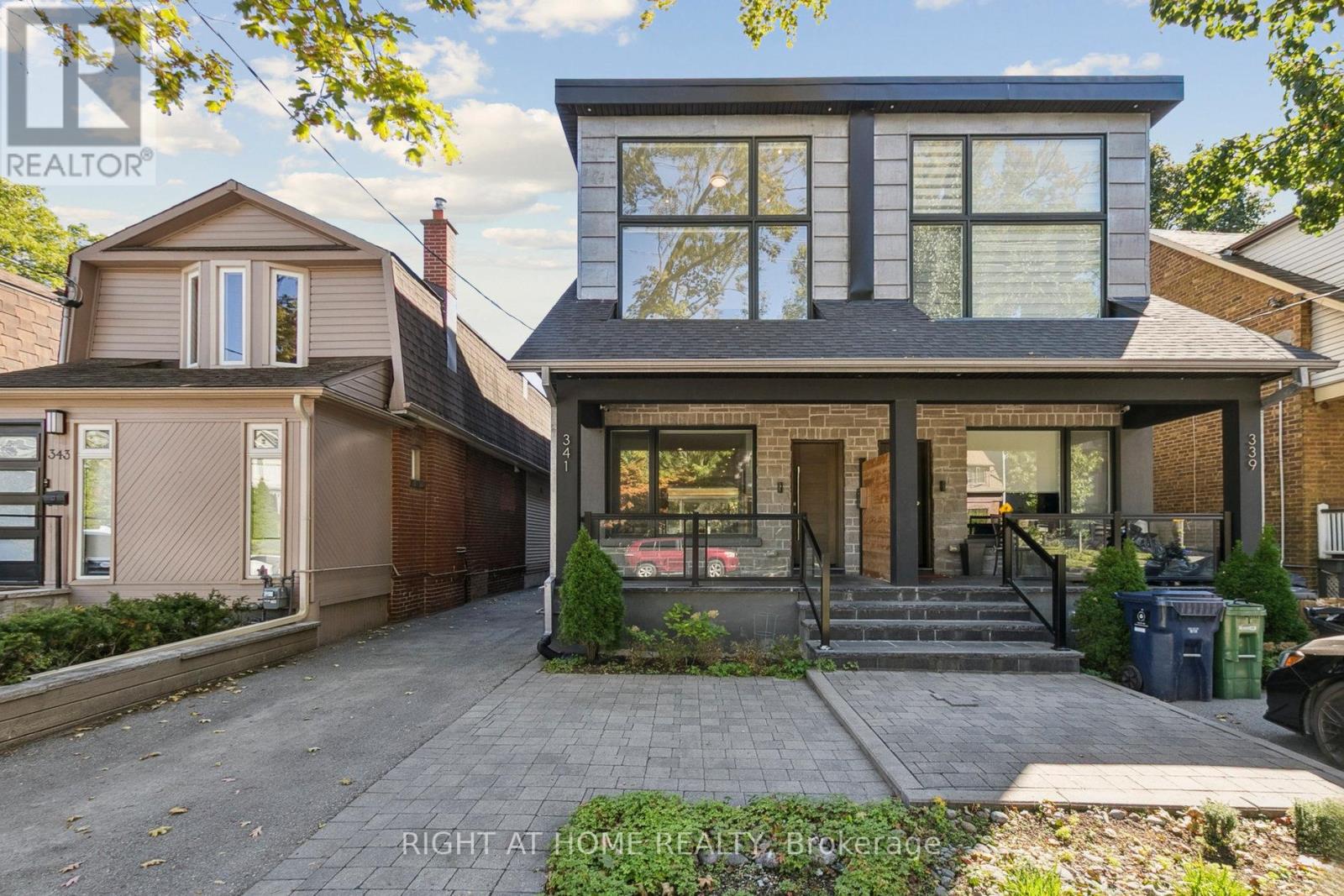 341 Balliol St E, Toronto, ON M4S 1E1