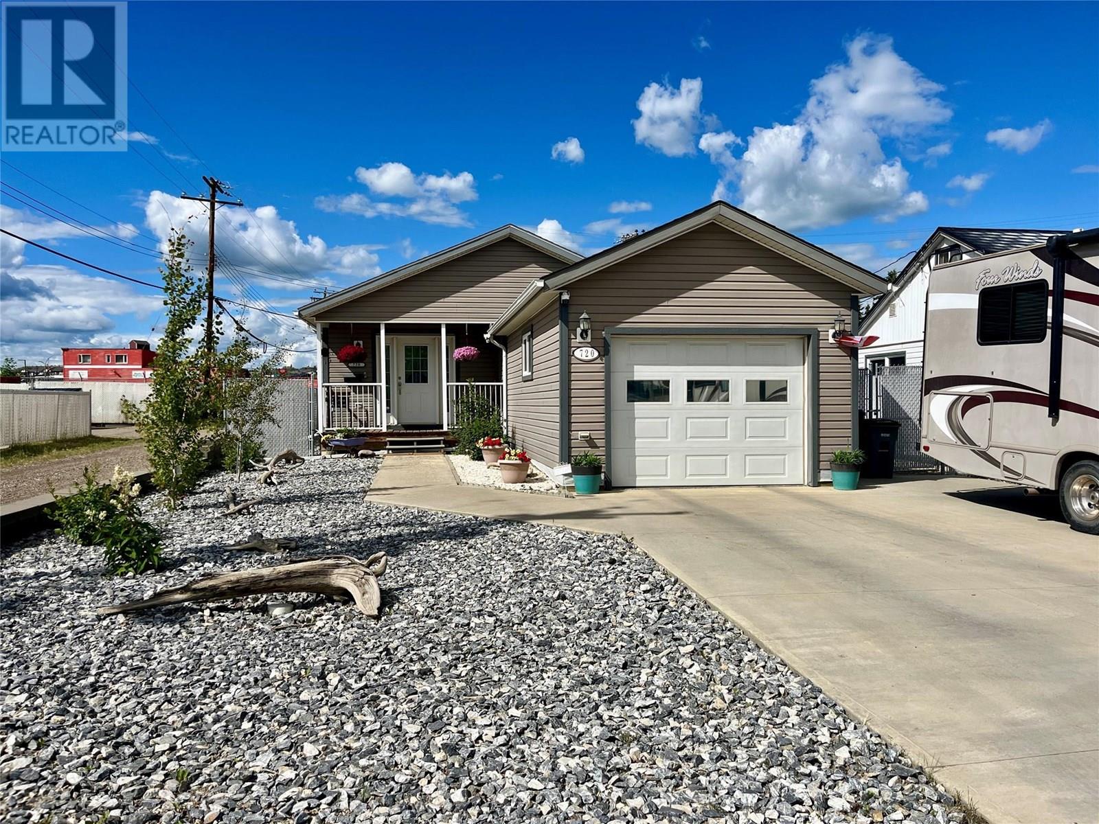 105 Avenue Unit 720, Dawson Creek, BC V1G 2K6