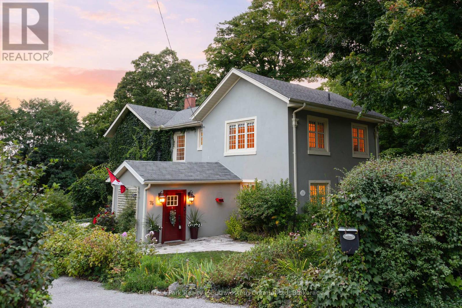 76 Queen St, Guelph, ON N1E 4R8
