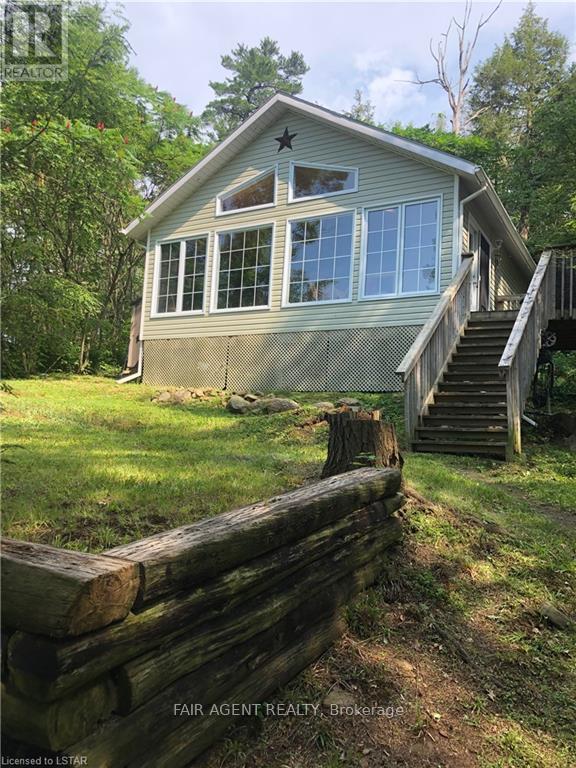 25 Goods Is, South Frontenac, ON K0H 2V0