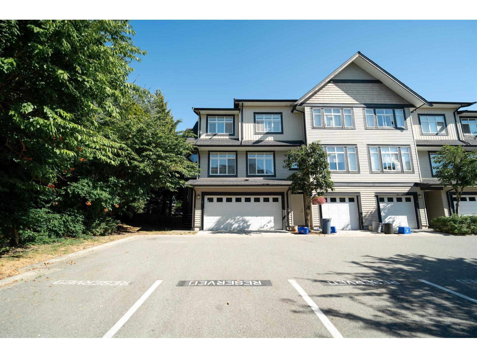 19932 70 Avenue Unit 8, Langley, BC V2Y 3C6