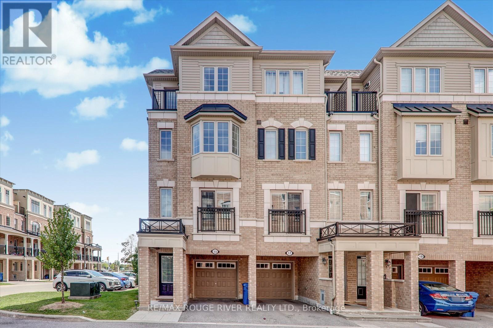 446 15 Filly Path, Oshawa, ON L1L 0K8