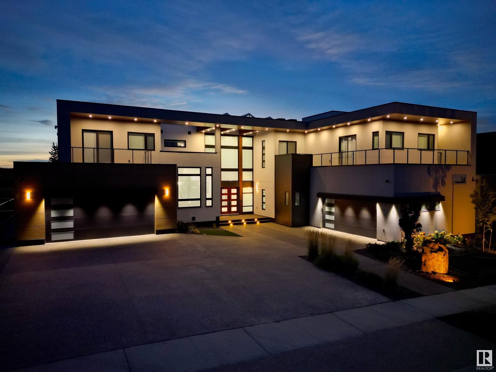 3466 Keswick Boulevard Southwest #14, Edmonton, AB T6W 3S4