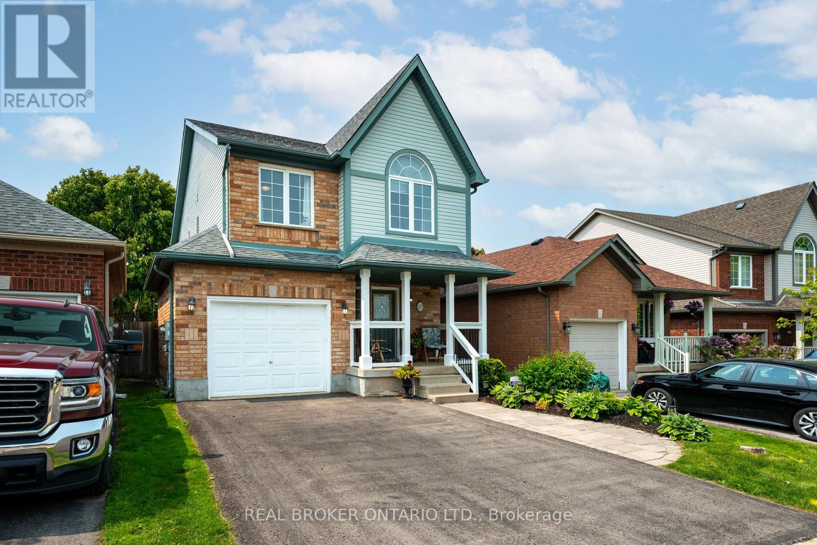 107 Glengarry Rd, Orangeville, ON L9W 5E4