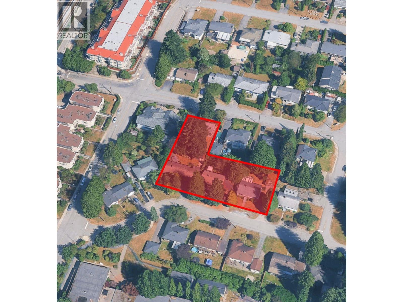 521 Brookmere Ave, Coquitlam, BC V3J 1W8