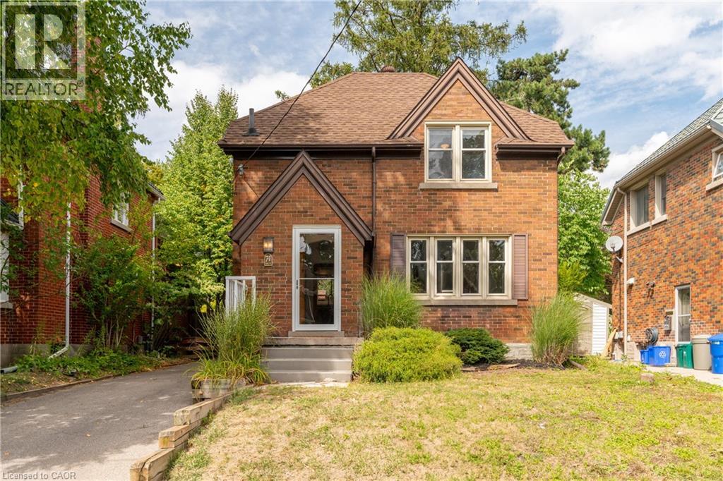 74 Dane St, Kitchener, ON N2H 3H7