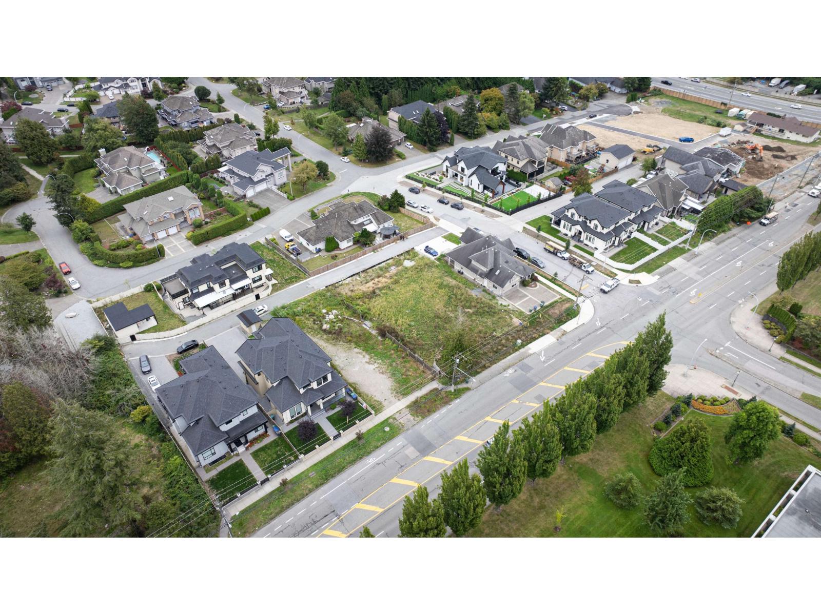 144 Street Unit 5718, Surrey, BC V3X 1A7