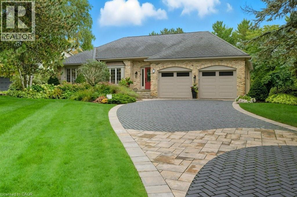 31 Acredale Dr, Hamilton, ON L0R 1H2