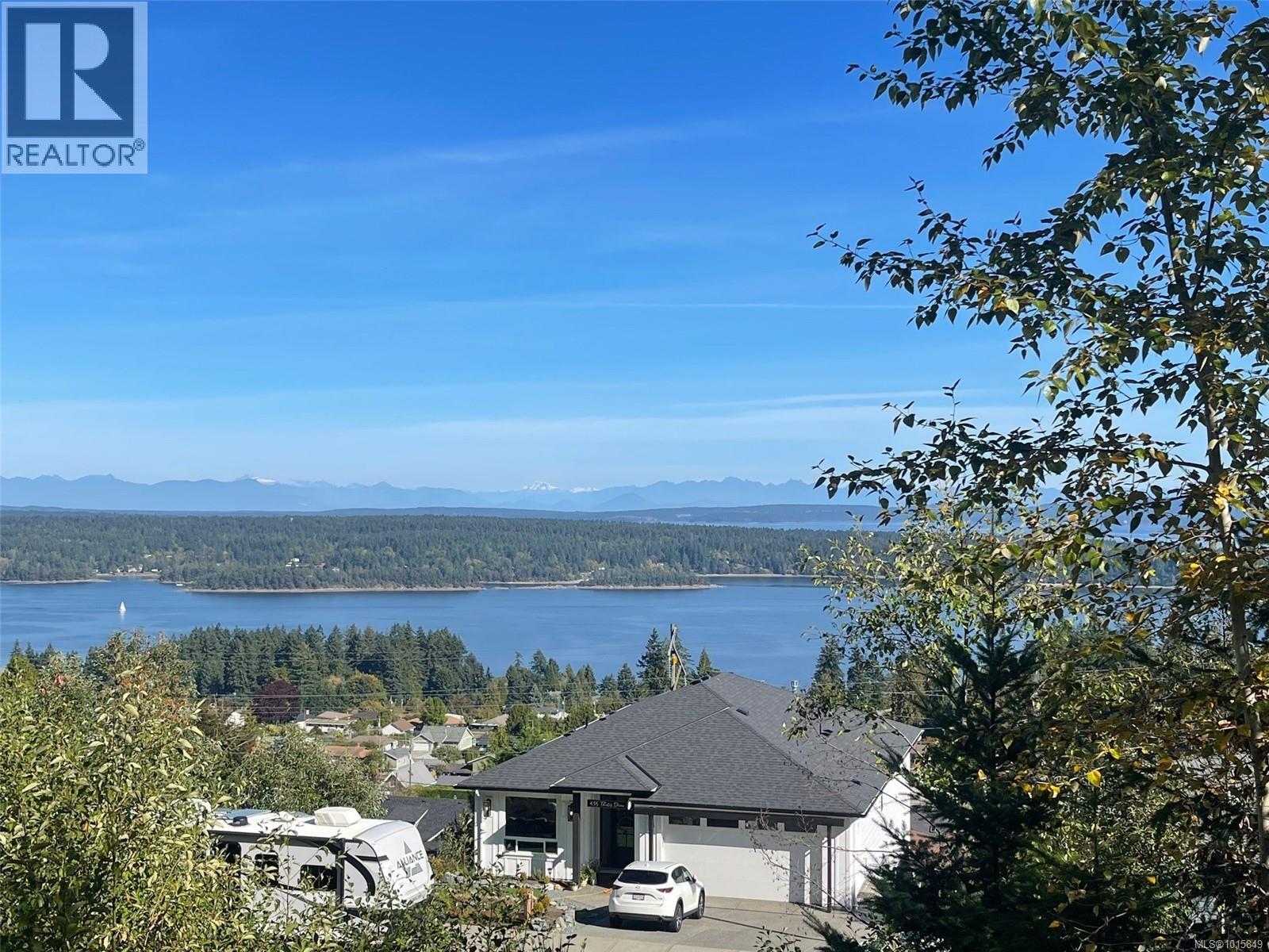 438 Thetis Dr, Ladysmith, BC V9G 0A8