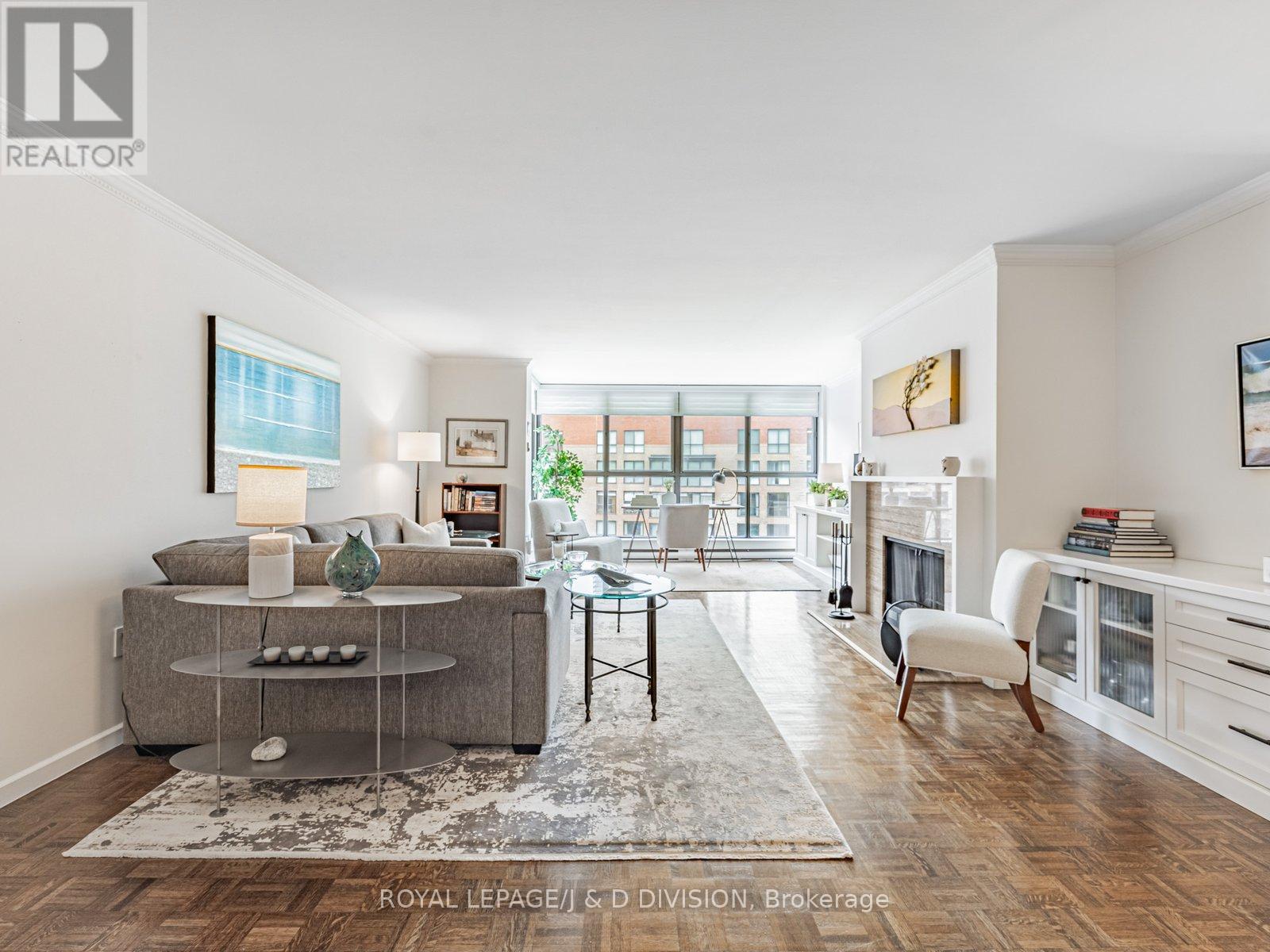 708 80 Front St E, Toronto, ON M5E 1T4