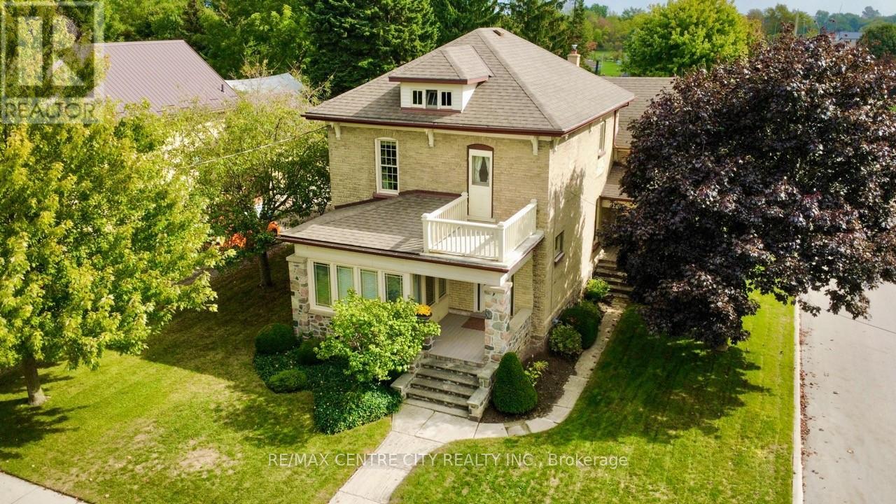 164 Woodstock St N, East Zorra-Tavistock, ON N0B 2R0